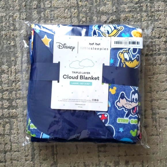 New Little Sleepies Disney Mickey and Minnie Blanket